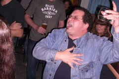 06-10-28_WhoKnows-pic19
