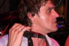 06-10-28_WhoKnows-pic20