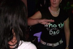 06-10-28_WhoKnows-pic26