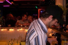 06-10-28_WhoKnows-pic36