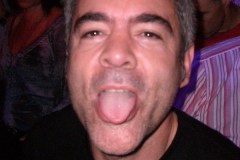 06-10-28_WhoKnows-pic47