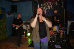 Groovin-Heart-090520090013