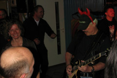 Yellow-circle-121220090028