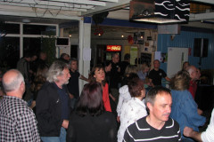 Who-knows-100420100003