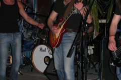 Who-knows-100420100006