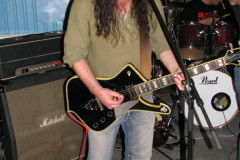 Who-knows-100420100012