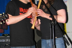 Who-knows-100420100018